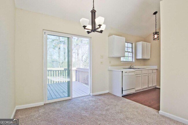 Building Photo - 3657 River Ridge Ct