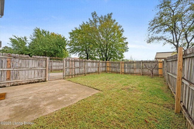 Building Photo - 12428 Brothers Ave