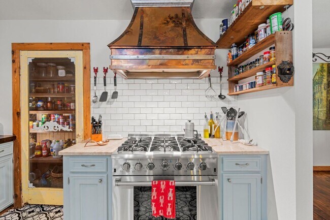 Building Photo - Country Living Rental on 26+ Acres!