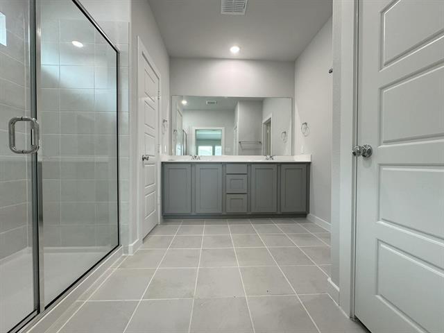 Building Photo - 3705 Ray Roberts Dr
