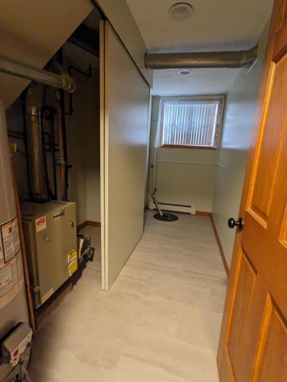 Building Photo - 3515 Melody Ln E