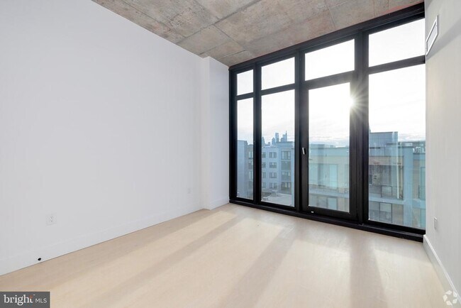 Building Photo - 1222 N 2nd St