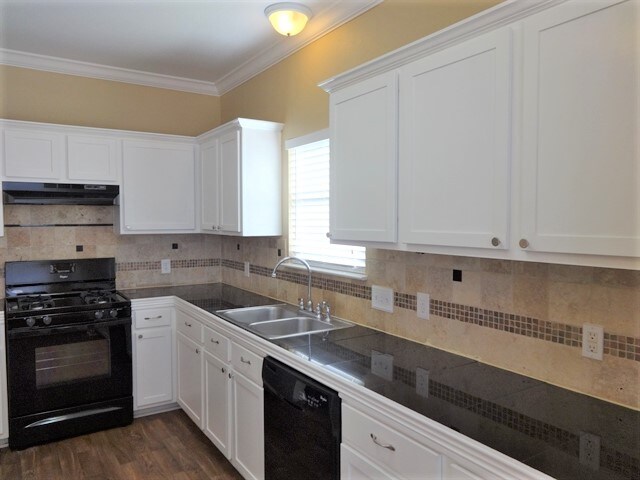 Building Photo - 3872 Willie Mays Ln