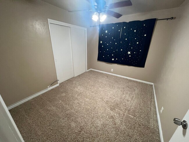 Building Photo - Cozy three bedroom home for rent