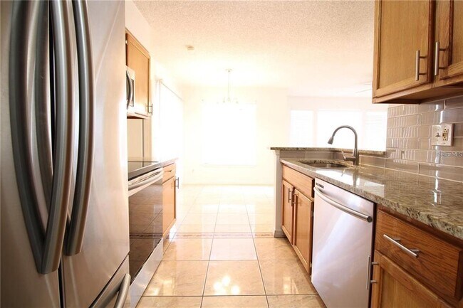 Building Photo - 1069 S Hiawassee Rd