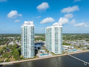 Building Photo - 231 Riverside Dr