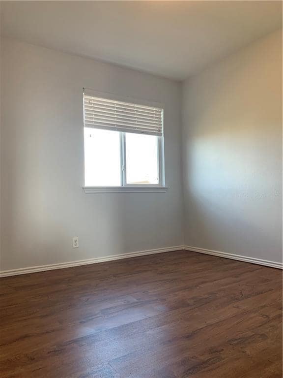 Building Photo - 328 Almquist St