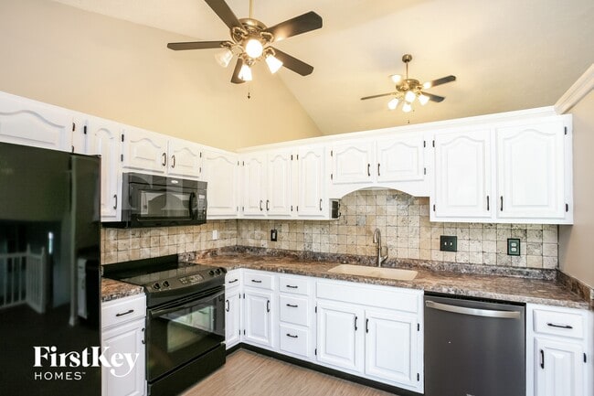 Building Photo - 721 Sable Ridge Dr