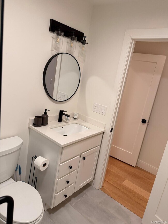 Building Photo - 6 Conifer Ct