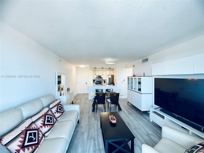 Building Photo - 900 SW 8th St