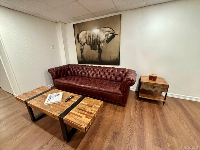 Building Photo - 129 Lynncliff Rd