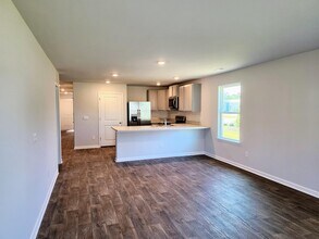 Building Photo - 1015 Course Ln