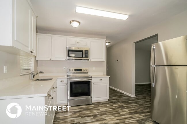 Building Photo - 52 Community Dr