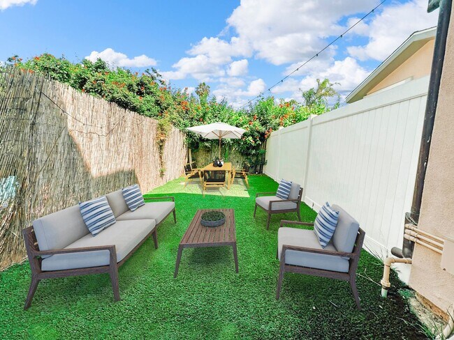 Building Photo - Newly Remodeled 3 Bed / 2 Bath on Vulcan A...