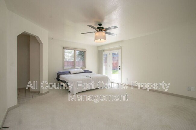 Building Photo - 7220 W Canberra St