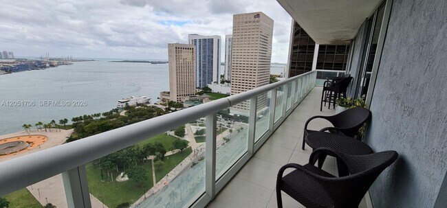 Building Photo - 50 Biscayne Blvd