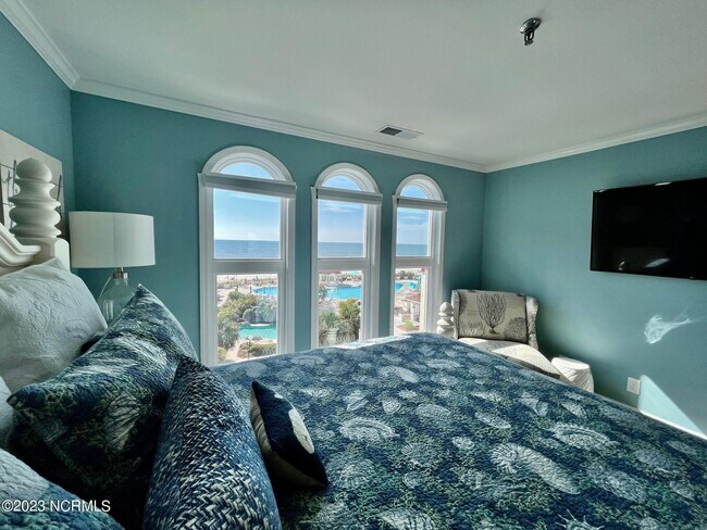 Building Photo - 790 New River Inlet Rd