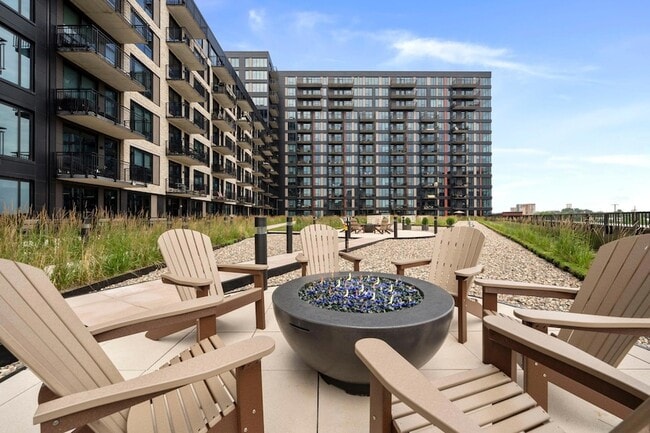 Building Photo - 1240 S 2nd St