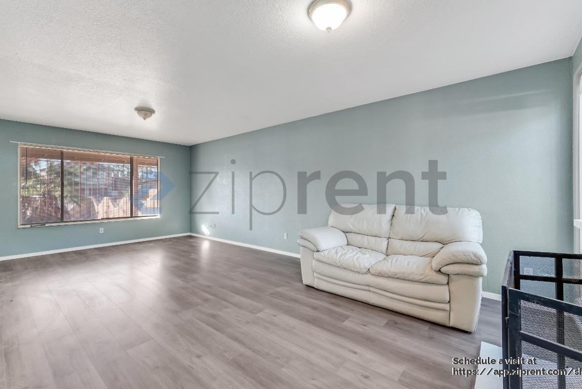 Building Photo - 2410 El Cid Ct