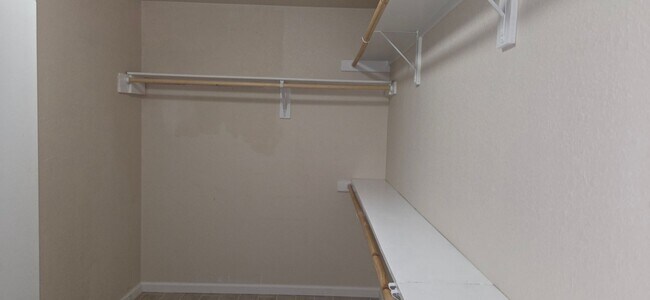 Building Photo - 6009 Graphite Dr