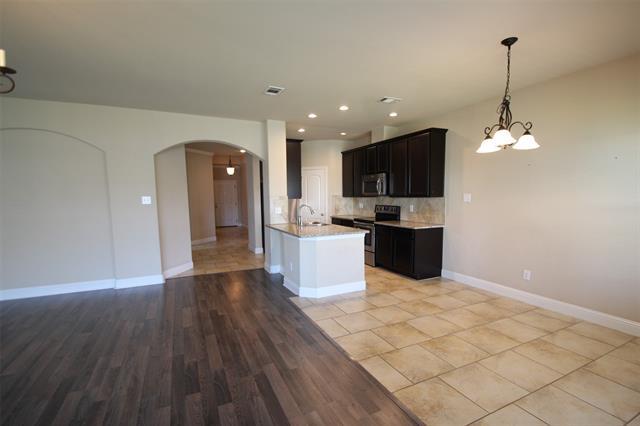 Building Photo - 3102 Flowering Springs Dr