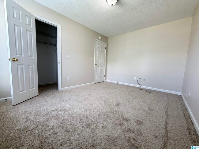 Building Photo - 101 Cambridge Pointe Cir