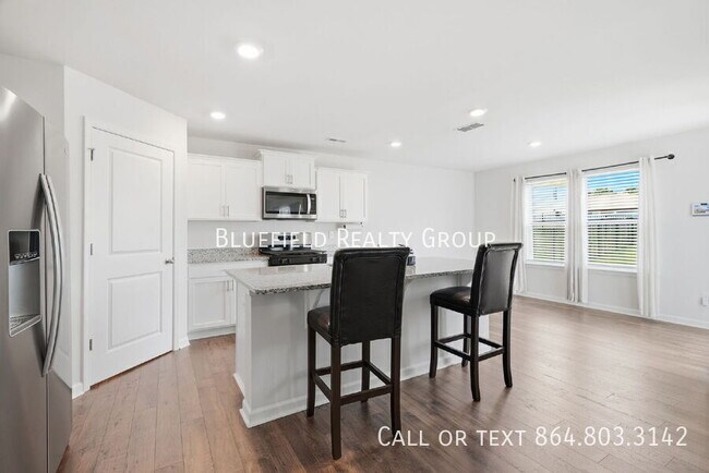 Building Photo - 1313 Duffers Ln