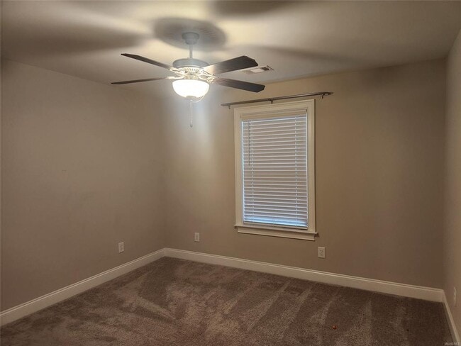 Building Photo - 105 Herman Dr