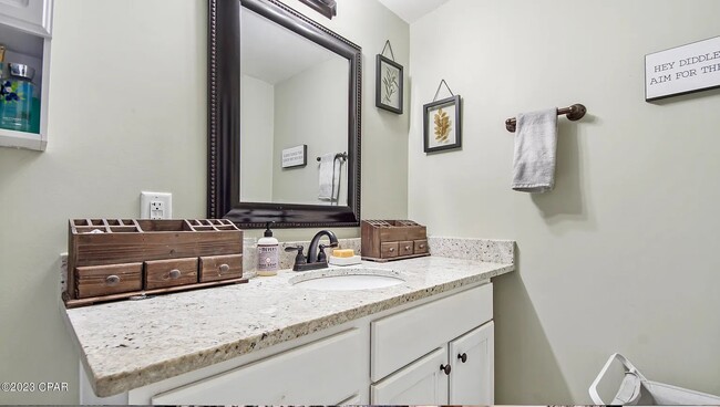 Second master bathroom - 3710 W 17th St