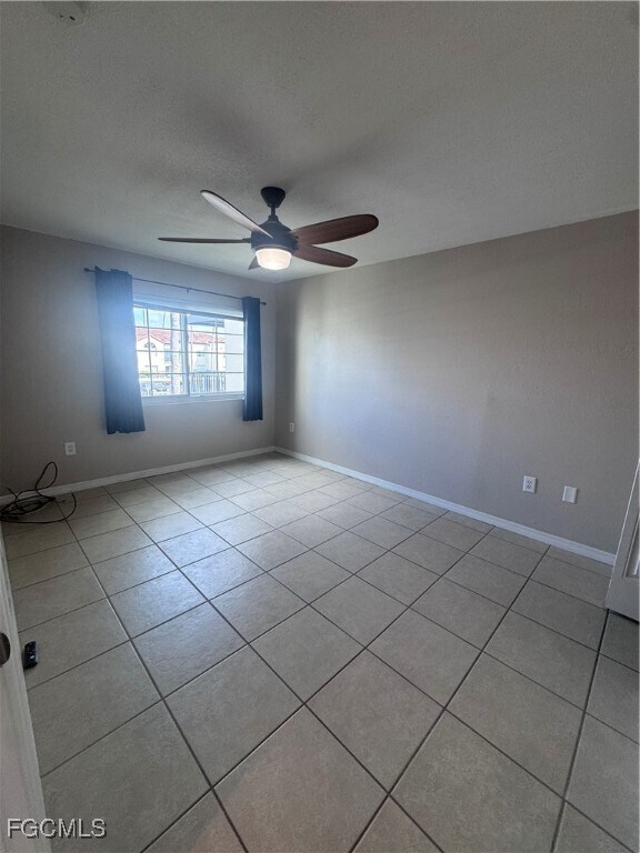 Building Photo - 3421 Winkler Ave