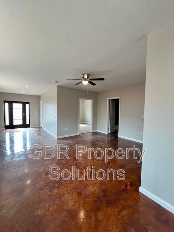 Building Photo - 2530 Veranda Rd NW