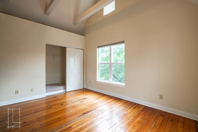 Building Photo - Available 5/12/2025