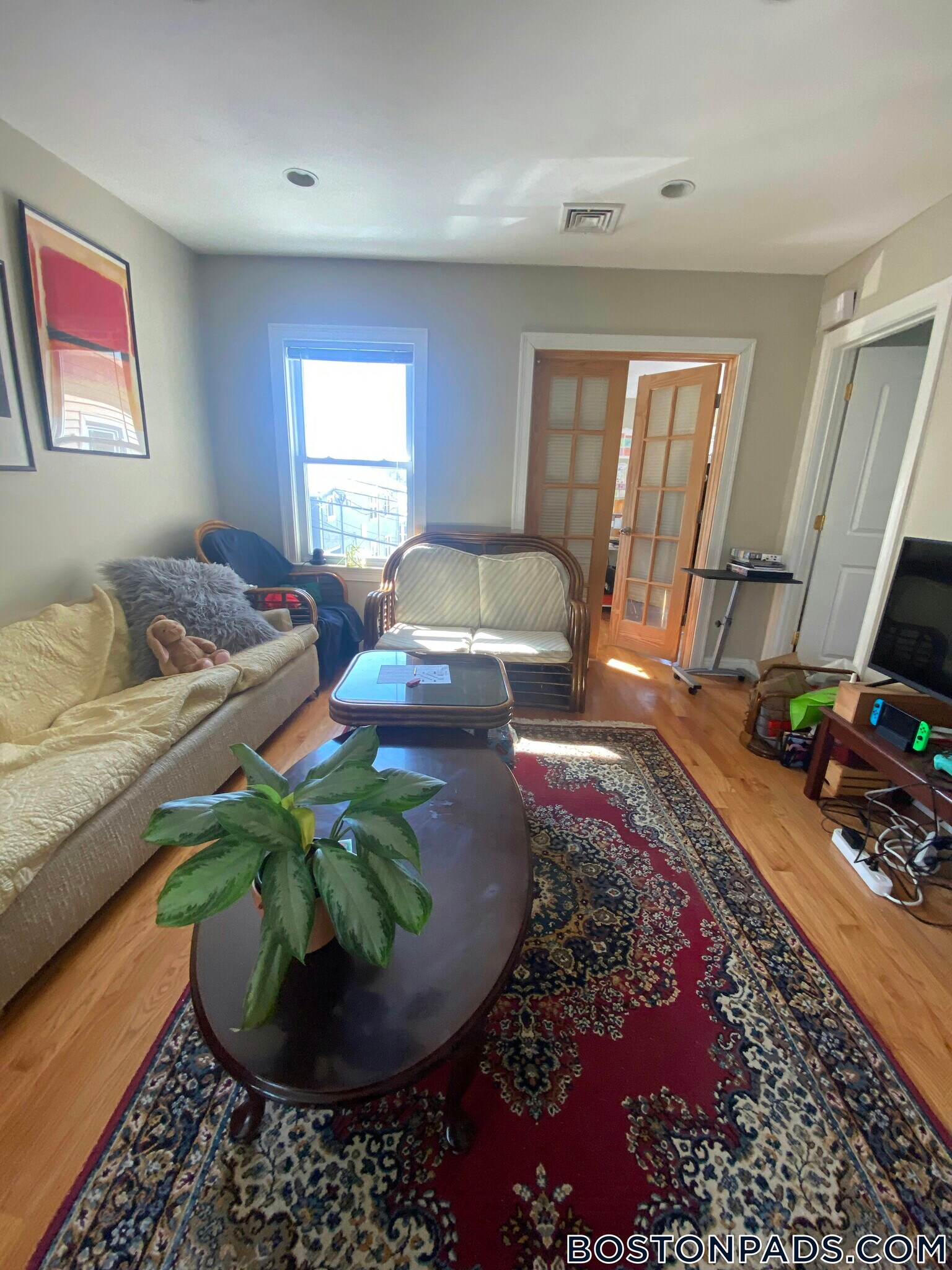 Building Photo - 27 Fairfax St