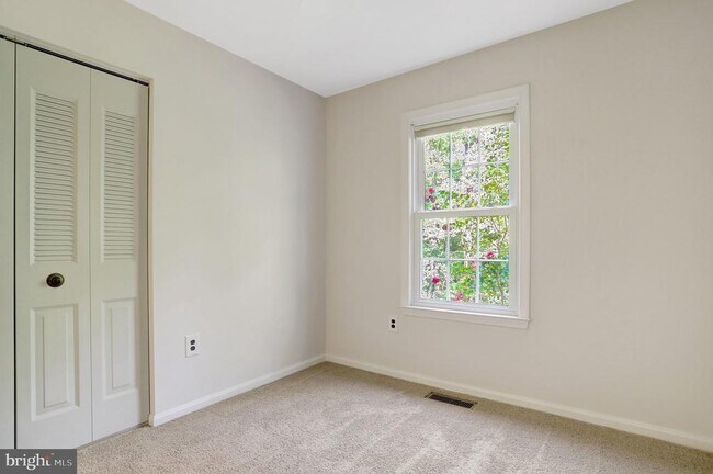 Building Photo - 7416 Spring Tree Dr