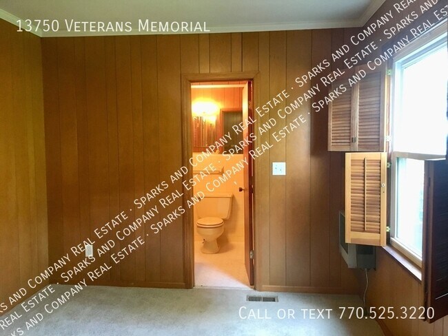 Building Photo - Winston Rental (Available to show Nov 1, 2...