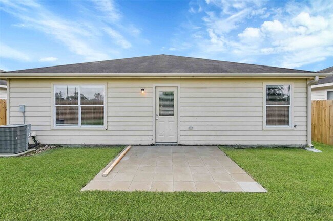 Building Photo - 4322 Medina River Loop