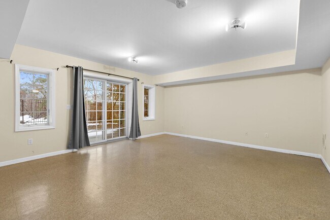 Building Photo - 12 Liberty Ct.