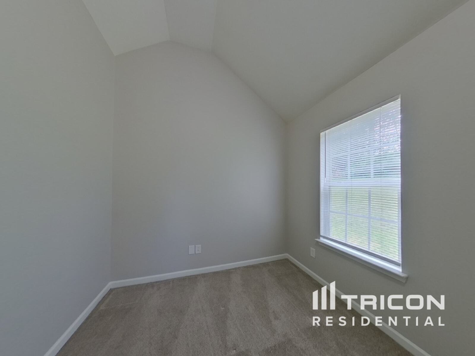 Building Photo - 7610 Hidden Creek Dr