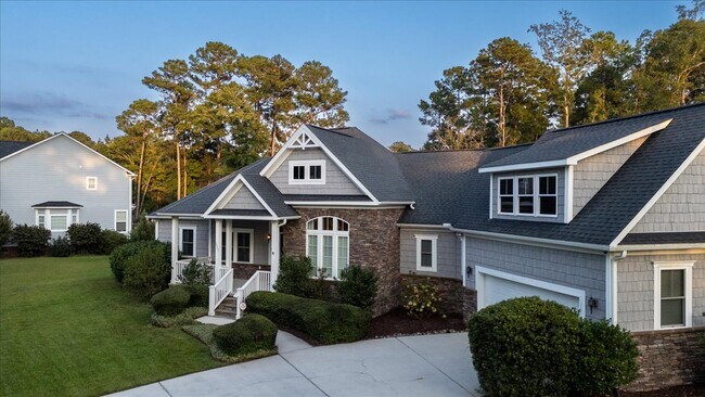 Building Photo - 1005 Mt Whitney Dr