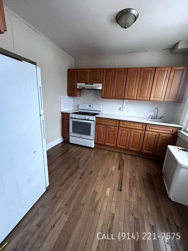 Building Photo - 35 Altonwood Pl