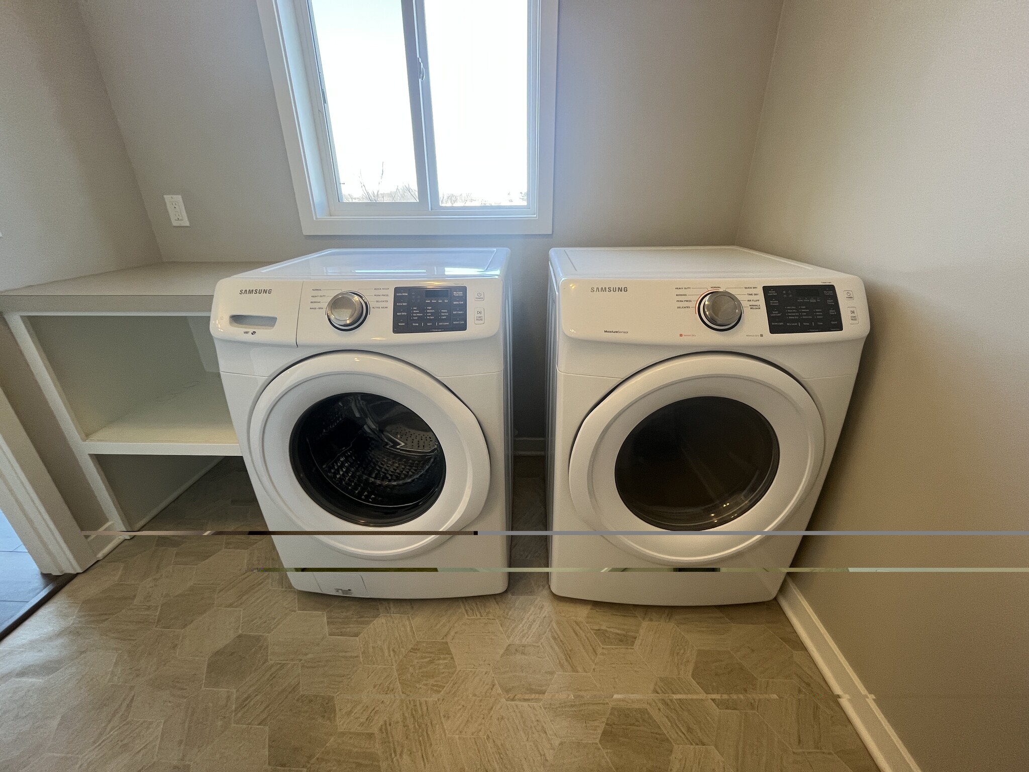 Building Photo - 3865 Elm Ridge Dr