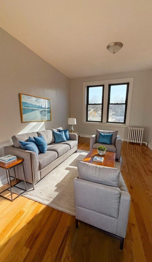 Building Photo - 807 - Trefoil Manor