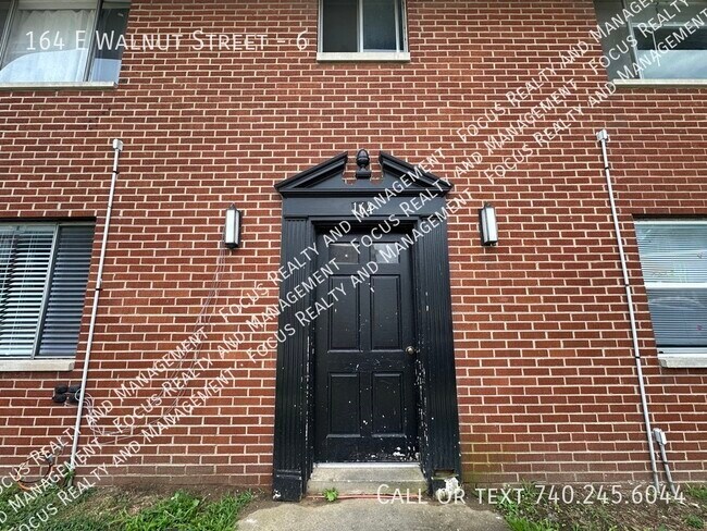 Primary Photo - 164 E Walnut St