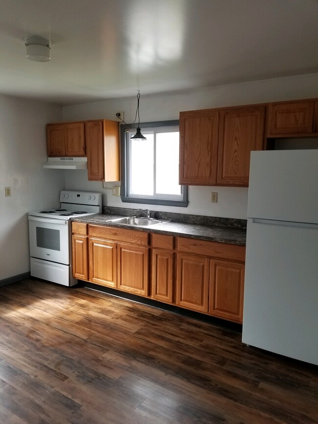 New Kitchen 2021 - 555 W Church St