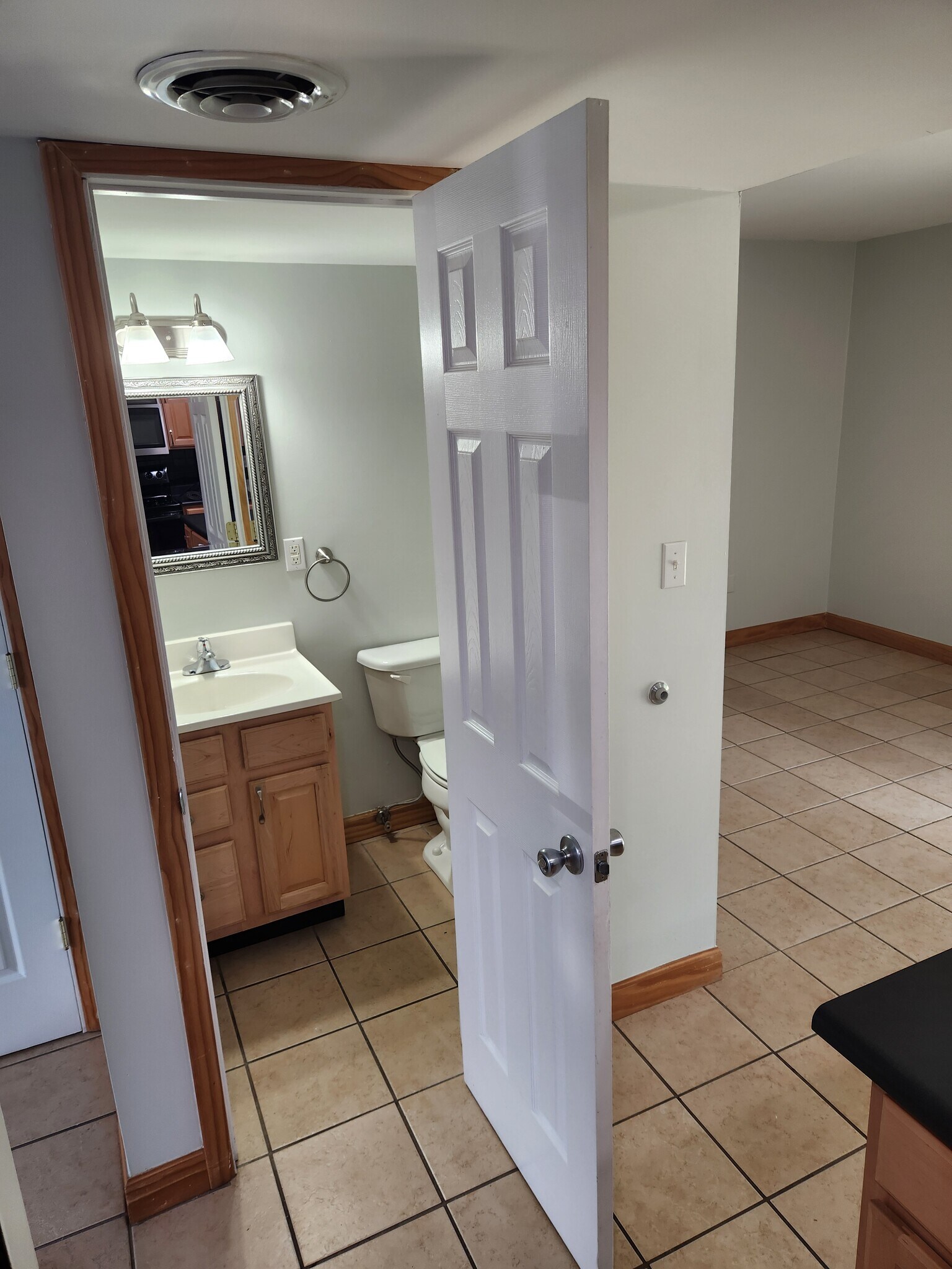 Building Photo - 203 Governors Park Rd