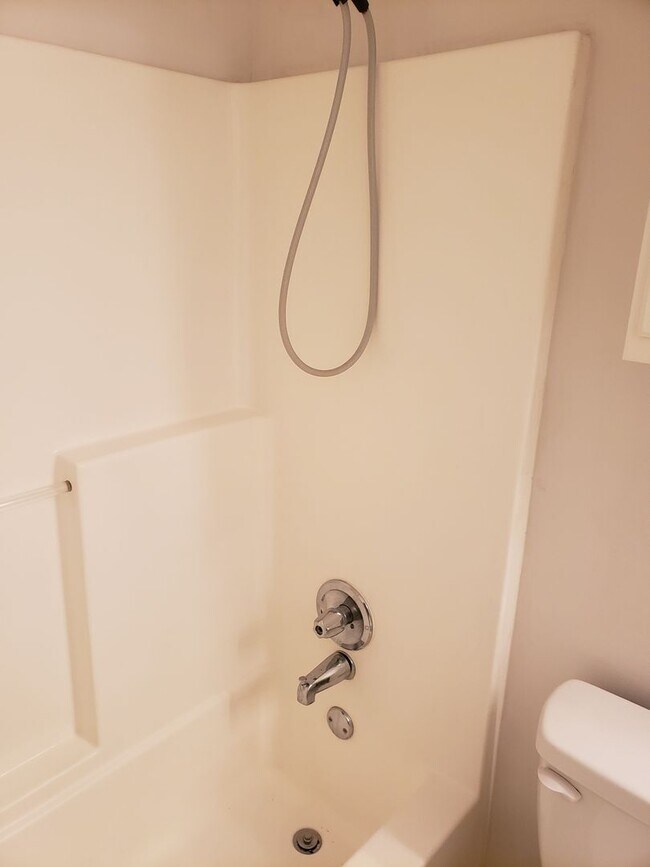 Building Photo - 404 Northrop Pl
