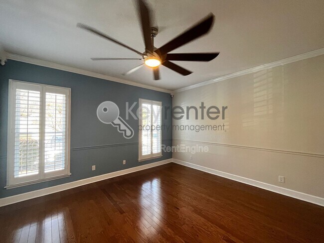 Building Photo - 3166 Waterfront Dr