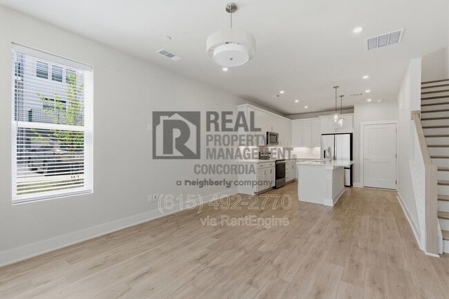 Building Photo - 110 Zola Aly