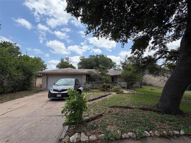 Building Photo - 1309 Radam Cir