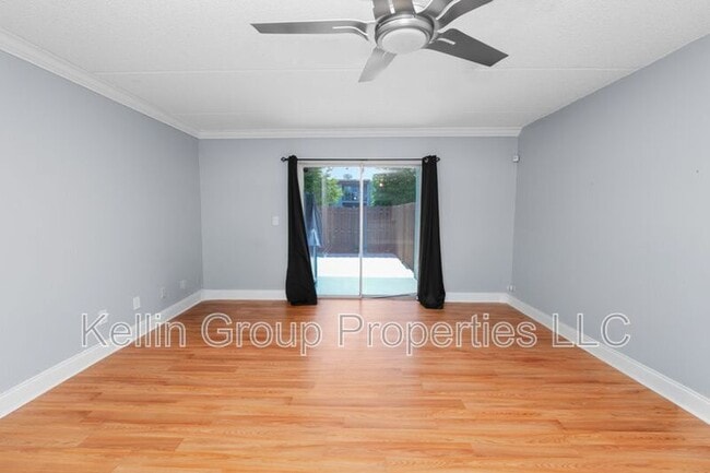 Building Photo - 2862 Somerset Park Dr